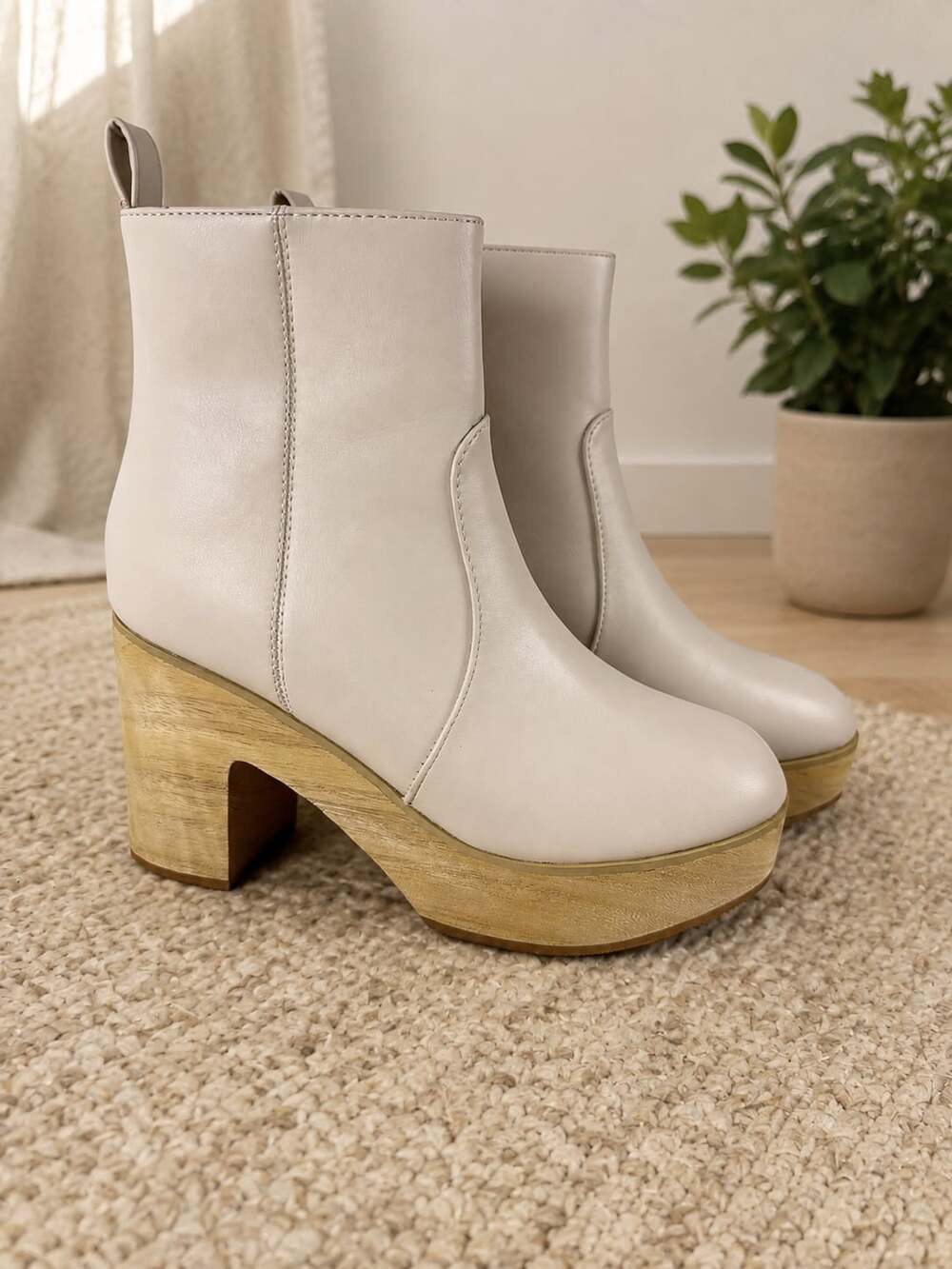 Bohme Finley Heeled Platform Bootie Off White Cream Ankle Boots Size 5.5